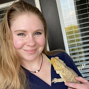 DrKlots holding an iguana